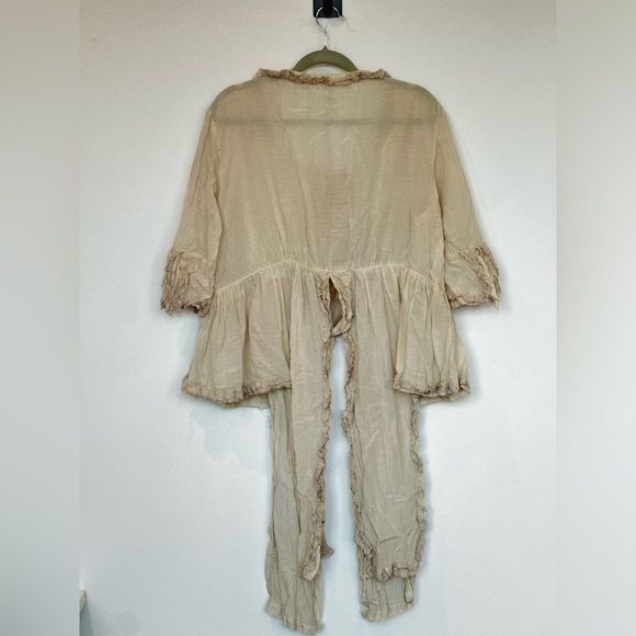 Magnolia Pearl Vintage Blouse - Picture 6 of 12